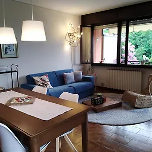 Casa Pachia , Saló Italien